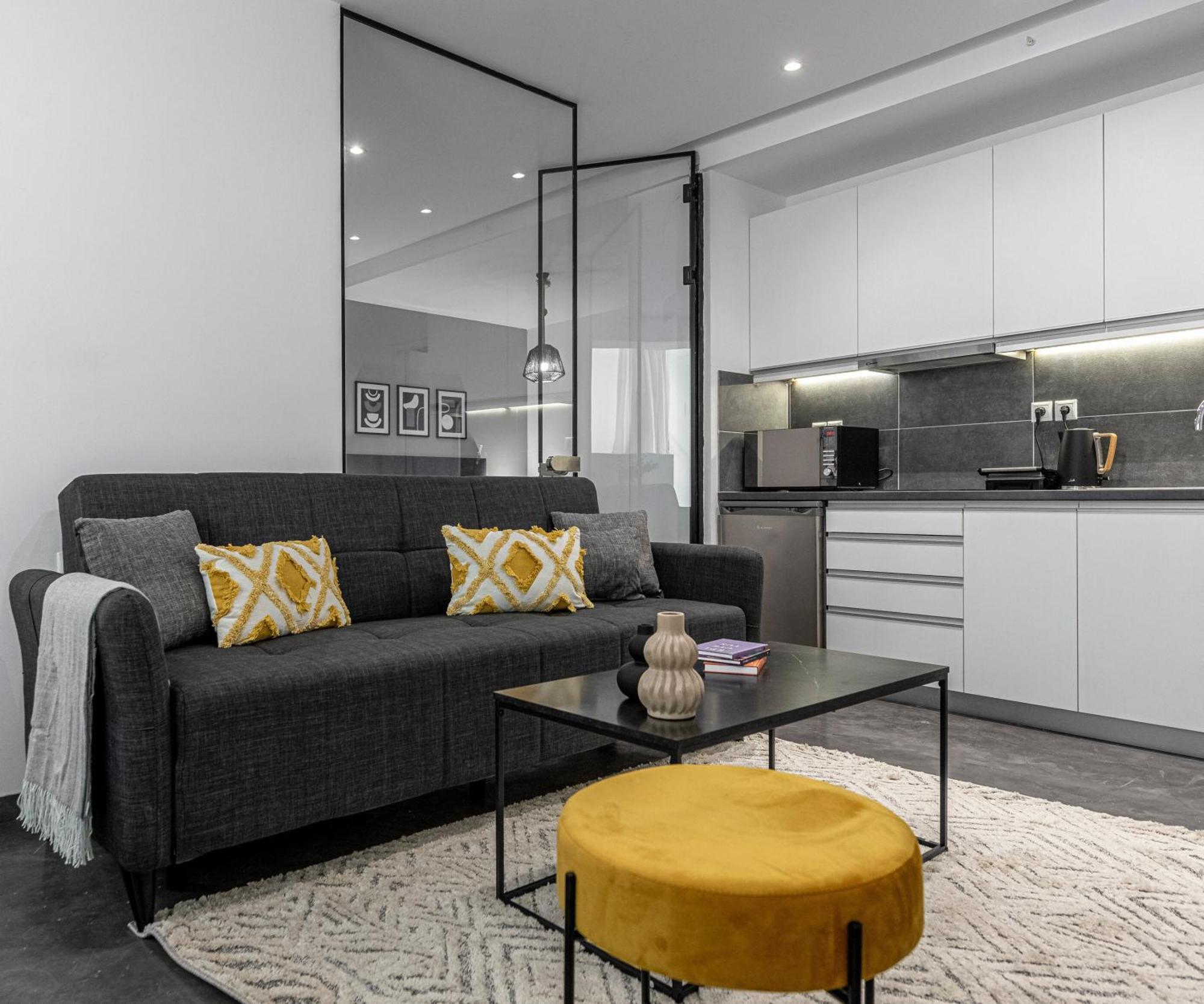 Phaedrus Living: City Center Luxury Flat Loukianou Athens Luaran gambar
